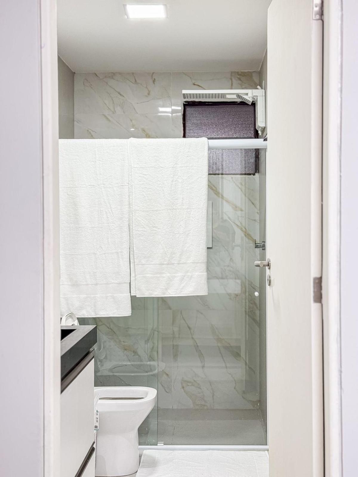Apartamento Cobertura Com Dois Quartos - Piscina Privativa- Beira Mar